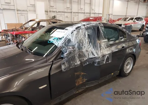 2008 BMW 328I z USA, uszkodzony, nr VIN WBAVA37588ND55891